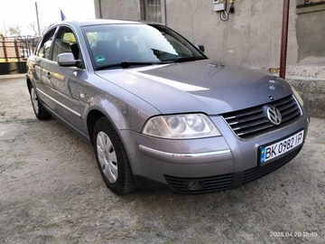 Авто Volkswagen Passat Sedan 2004 № 8203514