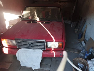 Авто ВАЗ 2107 1985 № 8203681