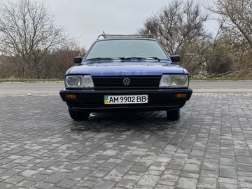 Авто Volkswagen Passat Variant 1985 № 8203715