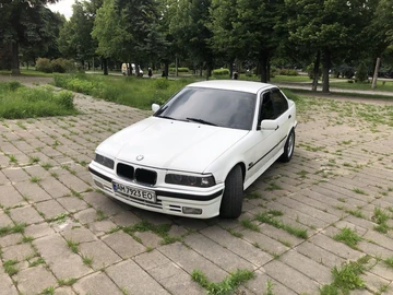 Авто BMW 3 Серия 1993 № 8203685
