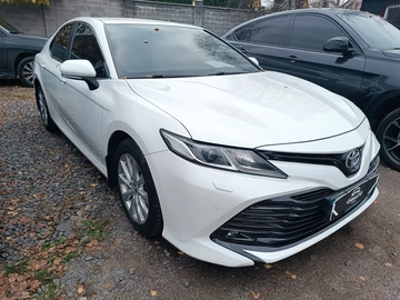 Авто Toyota Camry 2018 № 8203804