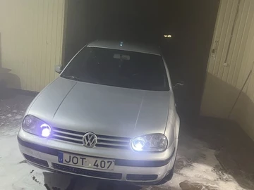 Авто Volkswagen Golf 2002 № 8203832
