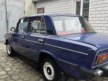 Авто ВАЗ 2103 1983 № 8203846