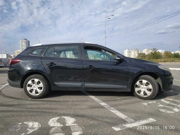 Авто Renault 5 2011 № 8203994