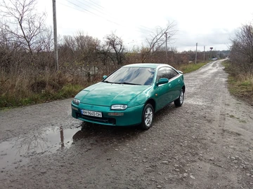 Авто Mazda 323 1997 № 8204007
