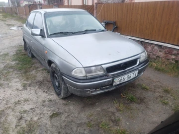 Авто Opel Astra 1993 № 8204009