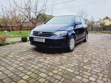 Авто Volkswagen Golf Plus 2005 № 8204049