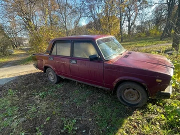 Авто ВАЗ 2107 1996 № 8204062