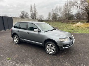 Авто Volkswagen Touareg 2005 № 8204072