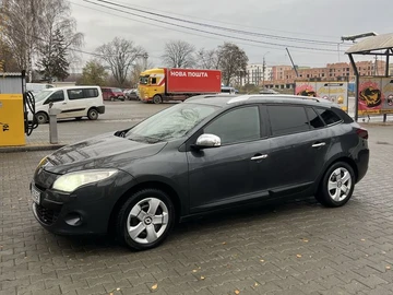 Авто Renault Megane 2010 № 8204135