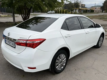 Авто Toyota Corolla 2013 № 8204140