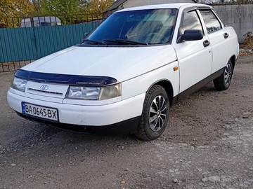 Авто ВАЗ 2110 2000 № 8204214