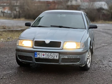 Авто Skoda Octavia 2001 № 8204251