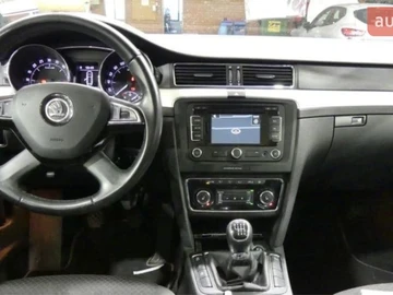 Авто Skoda Superb 2015 № 8204295
