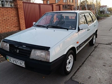 Авто ВАЗ 2109 2003 № 8204301