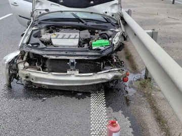 Авто Renault Laguna 2003 № 8204353