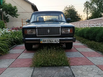 Авто ВАЗ 2107 1995 № 8204357