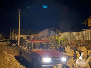 Авто ВАЗ 2107 1993 № 8204373