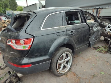 Авто Audi Q7 2007 № 8204499