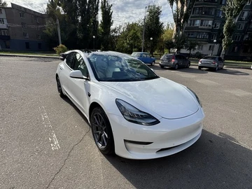 Авто Tesla Model 3 2021 № 8204514