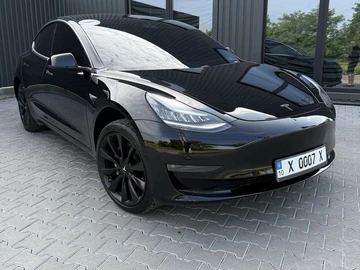 Авто Tesla Model 3 2019 № 8204516
