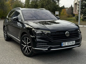 Авто Volkswagen Touareg 2021 № 8204706