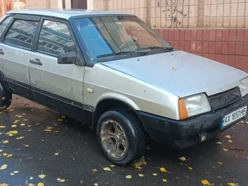 Авто ВАЗ 21099 1995 № 8204779