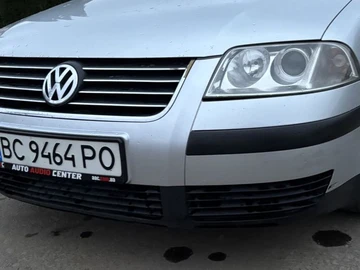 Авто Volkswagen Passat Hatchback 2003 № 8204783