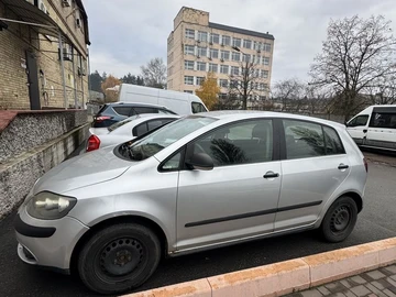 Авто Volkswagen Golf Plus 2008 № 8204794