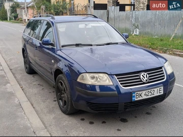 Авто Volkswagen Passat Variant 2001 № 8204924