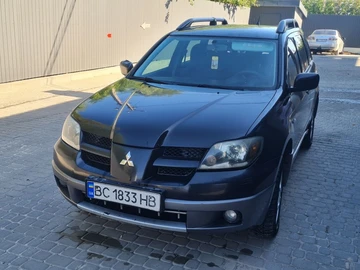 Авто Mitsubishi Outlander 2004 № 8205070