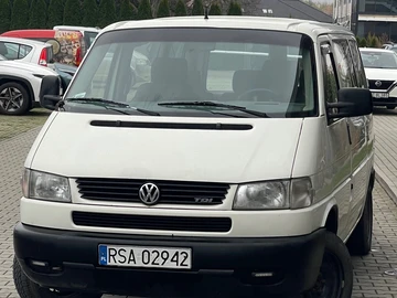 Авто Volkswagen Caravelle 2000 № 8205128