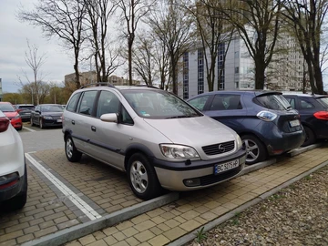 Авто Opel Zafira 2001 № 8205136