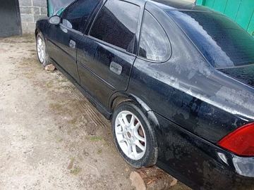 Авто Opel Vectra 2000 № 8205137