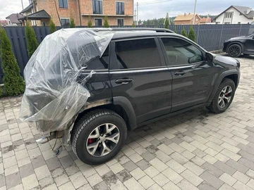 Авто Jeep Cherokee 2015 № 8205212