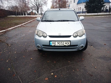 Авто Honda Hr-V 2005 № 8205213