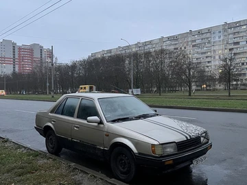 Авто Mazda 323 1987 № 8205289