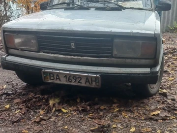 Авто ВАЗ 2105 1990 № 8205295