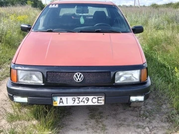 Авто Volkswagen Passat Sedan 1990 № 8205426
