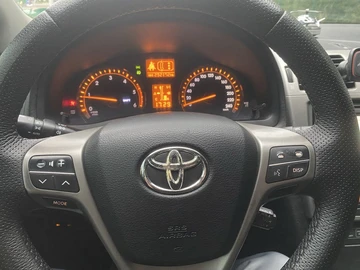 Авто Toyota Avensis 2010 № 8205451