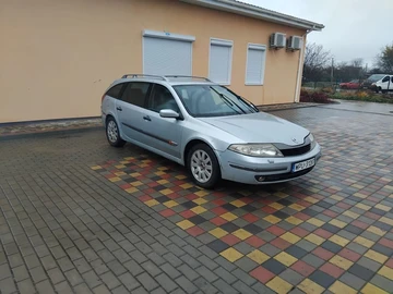 Авто Renault Laguna 2001 № 8205608