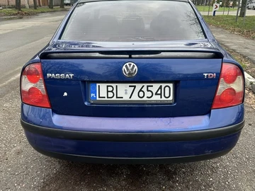 Авто Volkswagen Passat Sedan 2001 № 8205684