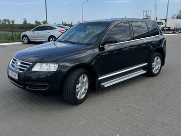 Авто Volkswagen Touareg 2005 № 8205796
