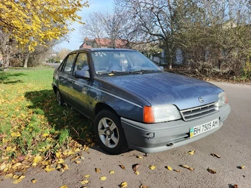 Авто Opel Kadett 1989 № 8205802