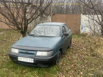 Авто ВАЗ 21102 2001 № 8205852