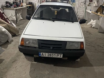 Авто ВАЗ 2109 1992 № 8205878