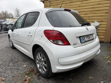 Авто Peugeot 207 2010 № 8205912