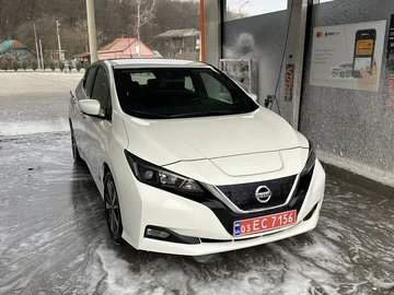 Авто Nissan Leaf 2018 № 8206032
