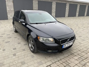 Авто Volvo V50 2006 № 8206033