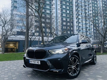 Авто BMW X5 2019 № 8206083